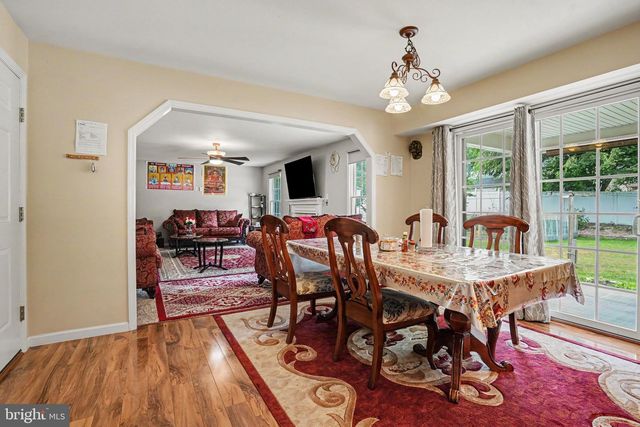 130 KOCH LN, Harrisburg, PA 17112