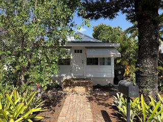 427 N J Street, Lake Worth Beach, FL 33460