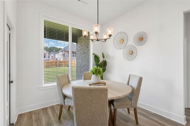 2822 N Grey Squirrel Drive, Fayetteville, AR 72704