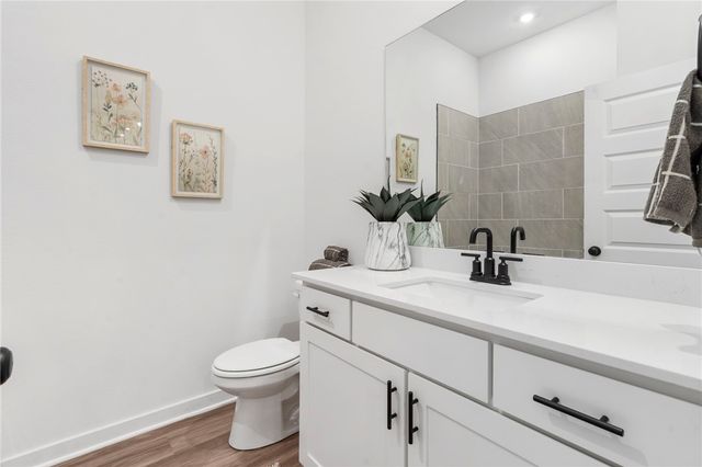 2822 N Grey Squirrel Drive, Fayetteville, AR 72704