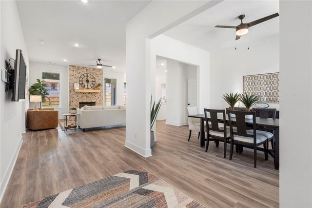 2822 N Grey Squirrel Drive, Fayetteville, AR 72704