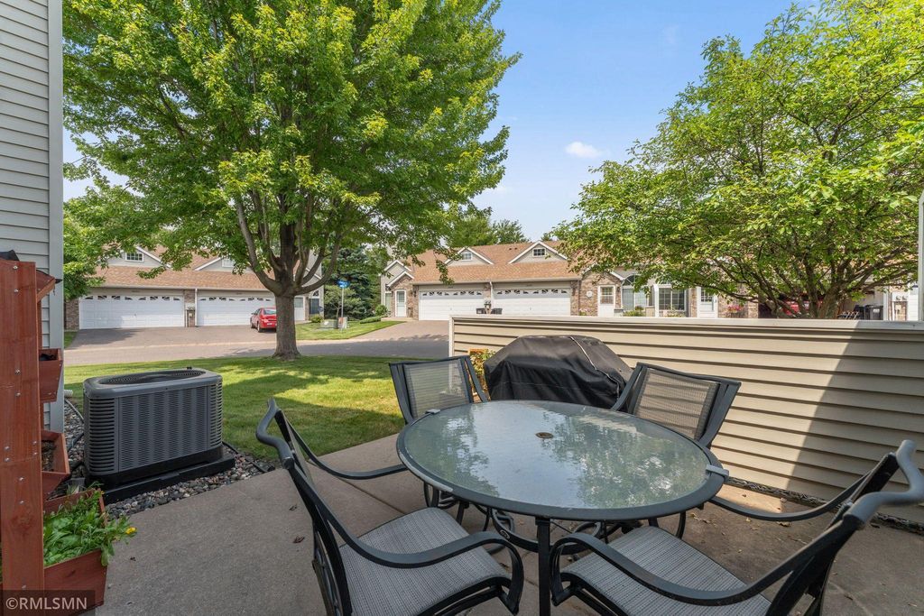 10751 Redwood Street NW, Coon Rapids, MN 55433 — photo 4