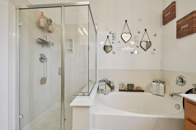 8464 Crystal Walk Cir, Elk Grove, CA 95758