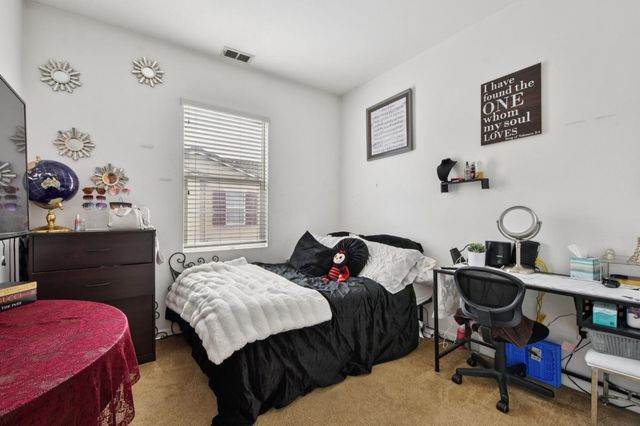 8464 Crystal Walk Cir, Elk Grove, CA 95758