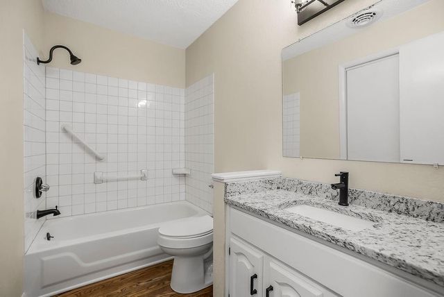 803 Madison Street, Pleasant Hill, MO 64080