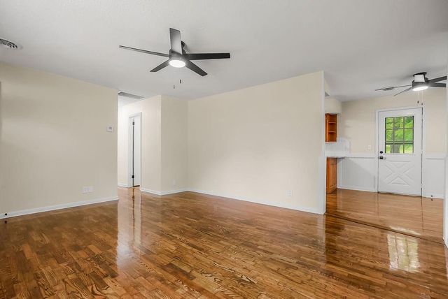 803 Madison Street, Pleasant Hill, MO 64080
