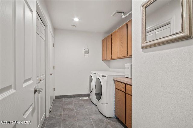 10569 N Friar DR, B, Hayden, ID 83835