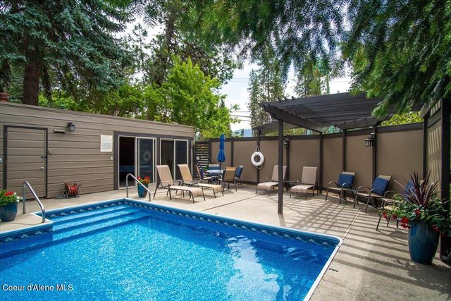 10569 N Friar DR, B, Hayden, ID 83835