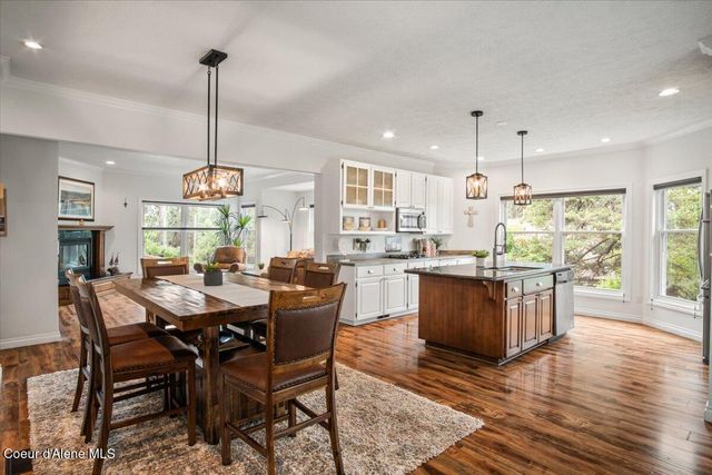 10569 N Friar DR, B, Hayden, ID 83835