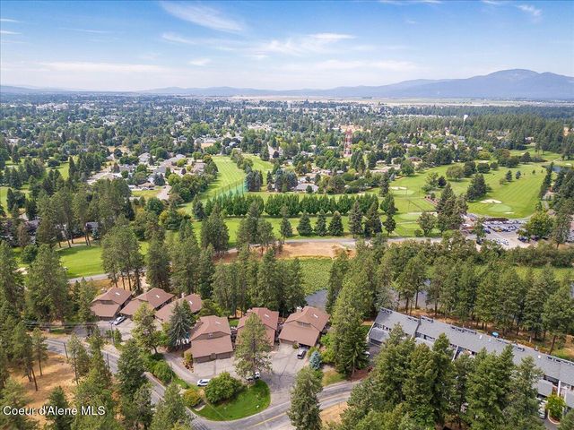 10569 N Friar DR, B, Hayden, ID 83835