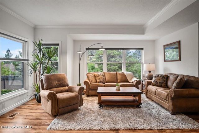 10569 N Friar DR, B, Hayden, ID 83835