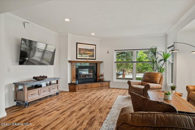 10569 N Friar DR, B, Hayden, ID 83835