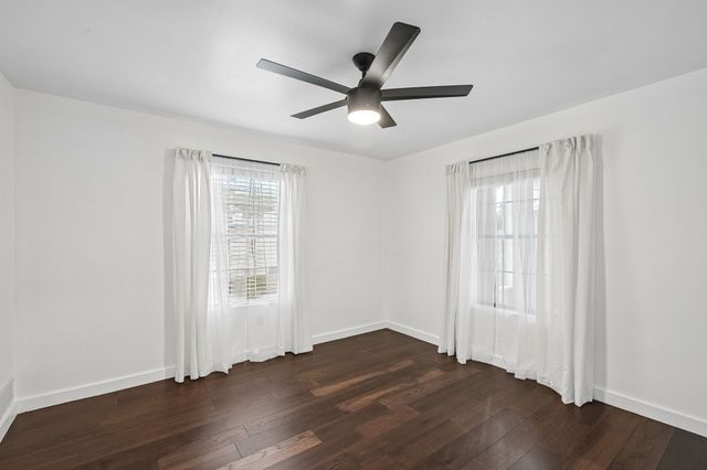 180 N Woodland Trail, Double Oak, TX 75077