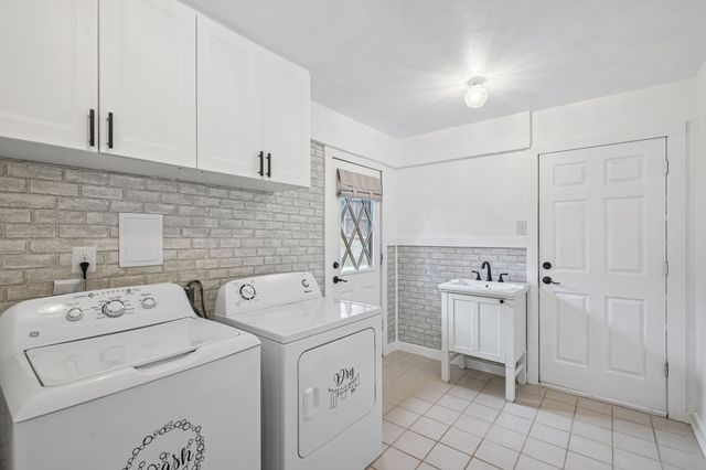 180 N Woodland Trail, Double Oak, TX 75077