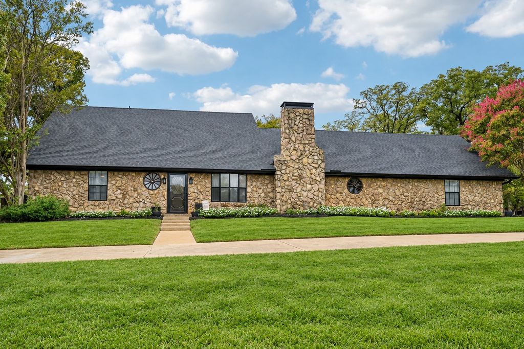 180 N Woodland Trail, Double Oak, TX 75077 — exterior
