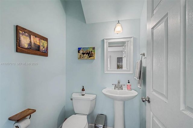 3367 NE 3rd Dr, Homestead, FL 33033