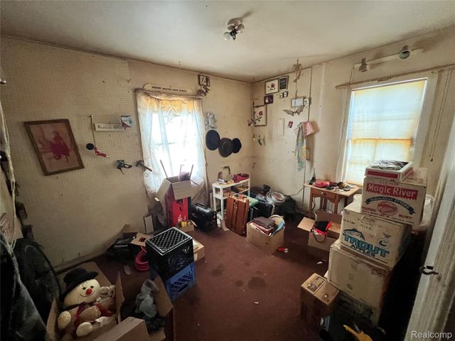 2690 Ellwood Avenue, Berkley, MI 48072