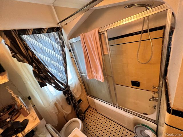 2690 Ellwood Avenue, Berkley, MI 48072