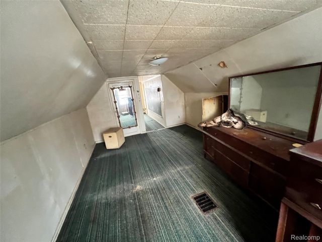 2690 Ellwood Avenue, Berkley, MI 48072