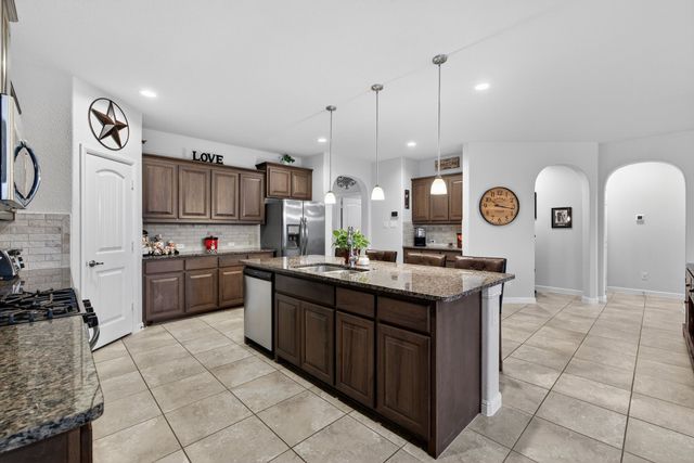 1128 Twin Brooks Lane, Fort Worth, TX 76177