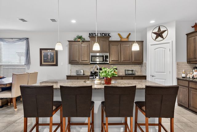 1128 Twin Brooks Lane, Fort Worth, TX 76177