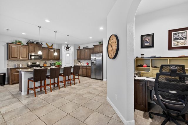 1128 Twin Brooks Lane, Fort Worth, TX 76177