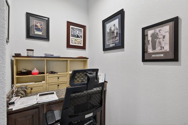 1128 Twin Brooks Lane, Fort Worth, TX 76177