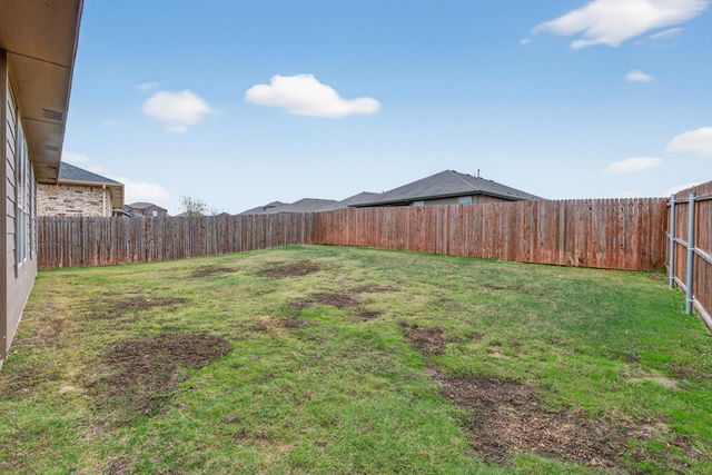 1128 Twin Brooks Lane, Fort Worth, TX 76177