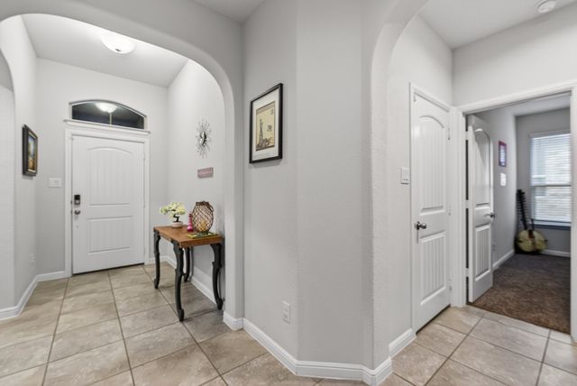 1128 Twin Brooks Lane, Fort Worth, TX 76177