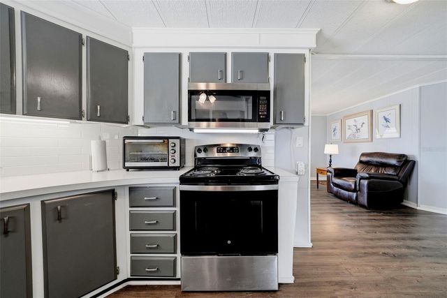 7323 GRAND PINE DRIVE, Hudson, FL 34667