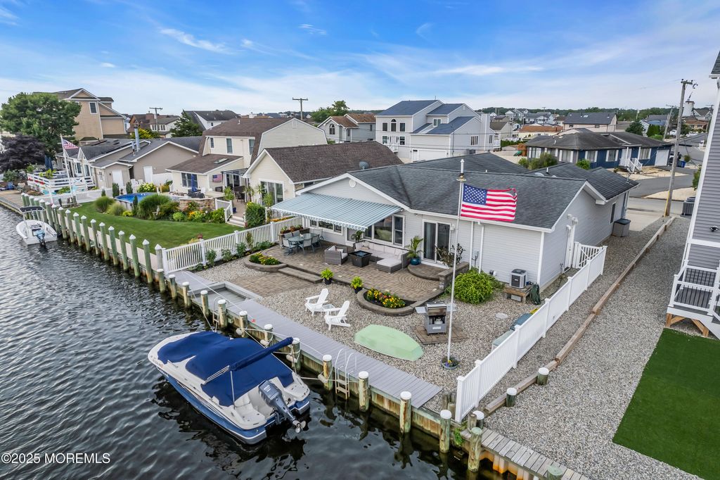 1002 Neosho Drive, Forked River, NJ 08731