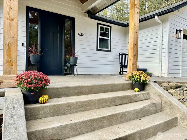 1720 Bodine Extension Road, Kelso, WA 98626