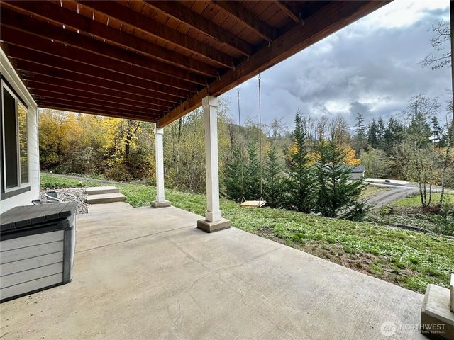 1720 Bodine Extension Road, Kelso, WA 98626