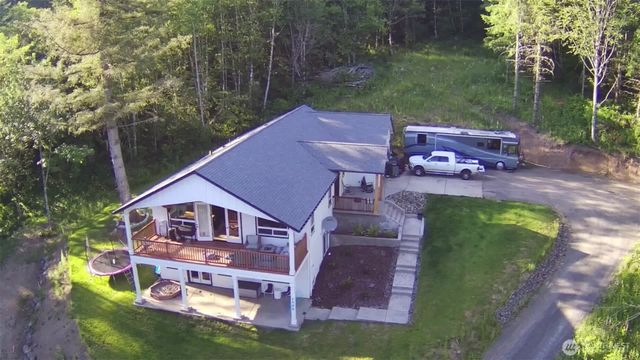 1720 Bodine Extension Road, Kelso, WA 98626