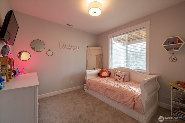 1720 Bodine Extension Road, Kelso, WA 98626