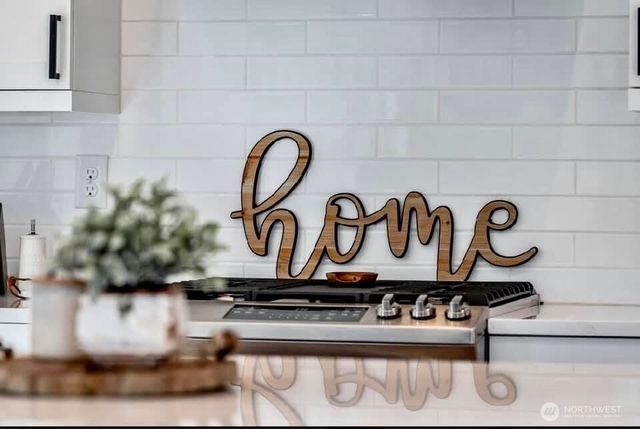 1720 Bodine Extension Road, Kelso, WA 98626