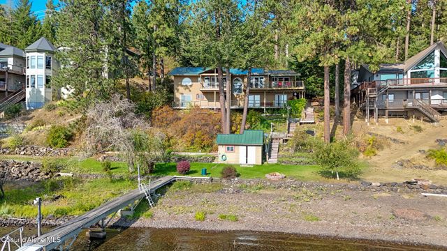 428 E Beachhouse LN, Harrison, ID 83833