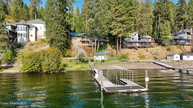428 E Beachhouse LN, Harrison, ID 83833