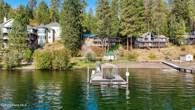 428 E Beachhouse LN, Harrison, ID 83833