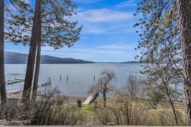 428 E Beachhouse LN, Harrison, ID 83833