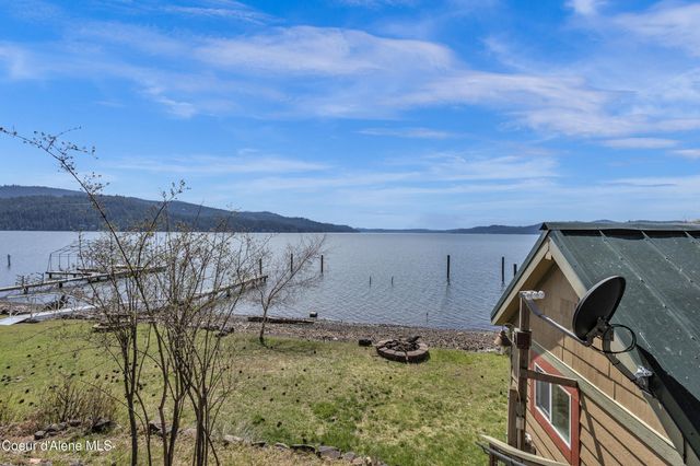 428 E Beachhouse LN, Harrison, ID 83833