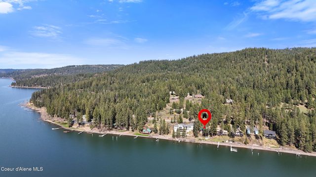 428 E Beachhouse LN, Harrison, ID 83833