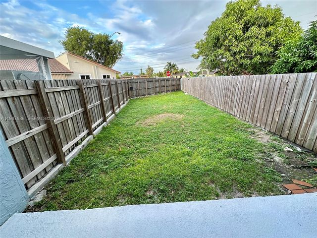 3826 SW 107th Ave 2-2, Miami, FL 33165