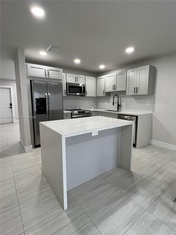 3826 SW 107th Ave 2-2, Miami, FL 33165