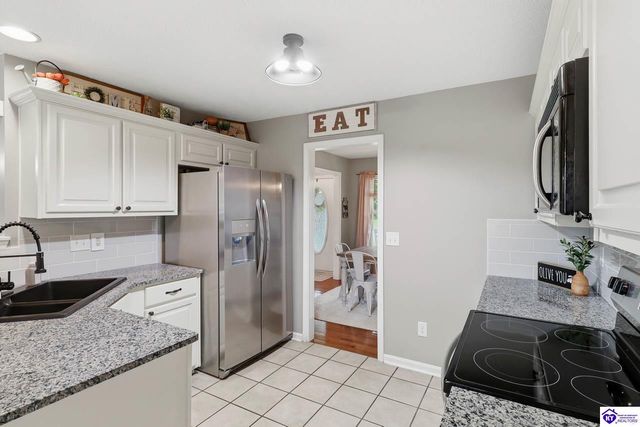 1230 Ranch Road, Vine Grove, KY 40175