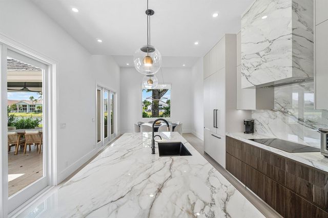 5768 NW 39th Avenue, Boca Raton, FL 33496