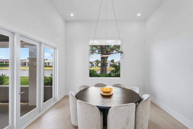 5768 NW 39th Avenue, Boca Raton, FL 33496
