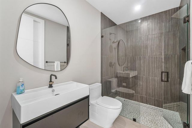5768 NW 39th Avenue, Boca Raton, FL 33496