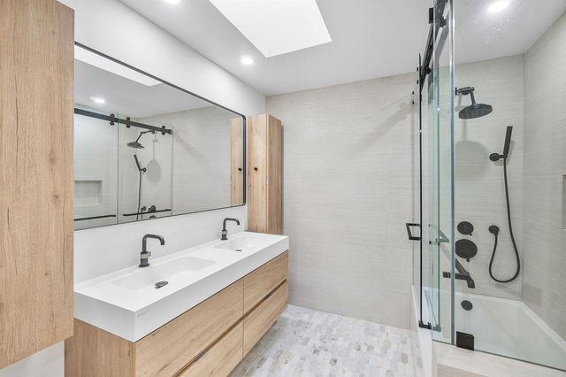 5768 NW 39th Avenue, Boca Raton, FL 33496