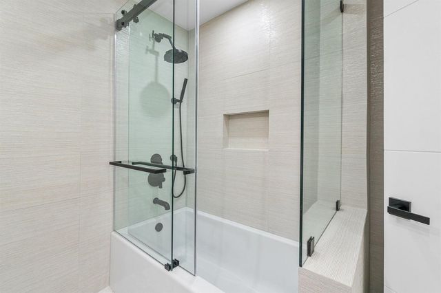 5768 NW 39th Avenue, Boca Raton, FL 33496
